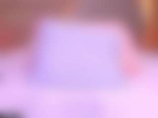 Live cam show with Danna Berlin - Flashing on Camsoda