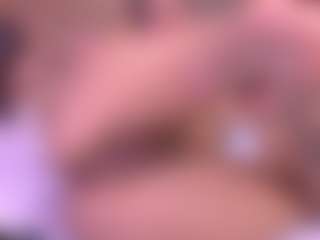 Live cam show with Danna Berlin - Petite Young Adult on Camsoda