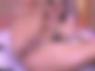Live cam show with Danna Berlin - Dirty Talk on AdultVida.com