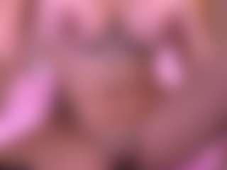 Live cam show with Danna Berlin - Colombia on Camming Site