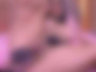 Live cam show with Danna Berlin - Colombia on Instabang