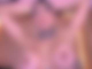Live cam show with Danna Berlin - Flashing on Camsoda