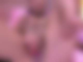 Live cam show with Danna Berlin - Smoking on https://playwithruby.com