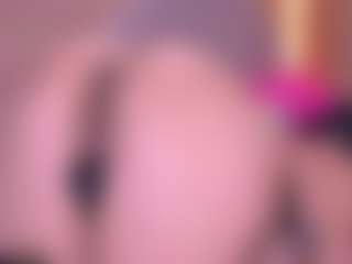 Live cam show with Danna Berlin - Bedroom on Taboo Cams XXX