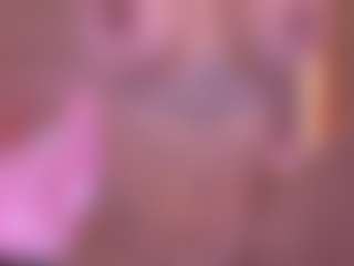 Live cam show with Danna Berlin - Petite on SpunkLive