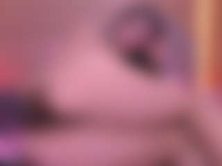 Live cam show with Danna Berlin - Skinny on sexytreat.net