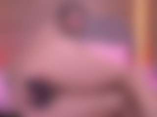 Live cam show with Danna Berlin - Colombia on hotwifechat.live