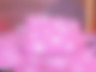 Live cam show with Danna Berlin - Dildo Or Vibrator on StripNow