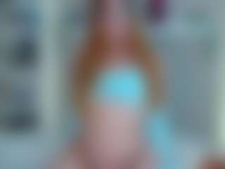 Live cam show with Kazzumi - Red Hair on UwU Esports