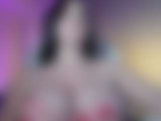 Live cam show with Nia_akasha - Handjob on Camsoda