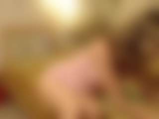 Live cam show with MystikLoly - Tiny Tits on AdultVida.com