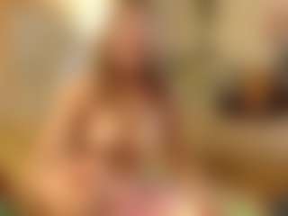 Live cam show with MystikLoly - Hairy Pussy on live18s.com