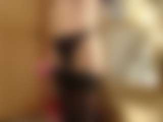 Live cam show with MystikLoly - Public on TeamSkeetLive