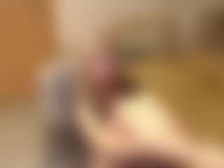 Live cam show with MystikLoly - Fingers on CamwithHer