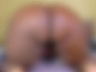 Live cam show with Naomhy - Big Ass on hotwifechat.live