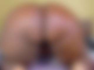 Live cam show with Naomhy - Ebony on hotwifechat.live