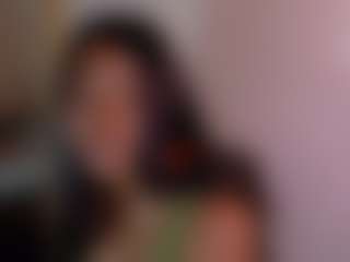 Live cam show with Naomhy - MILF on Milf Play | colombia