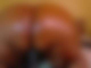 Live cam show with Naomhy - Fingering on Camsoda