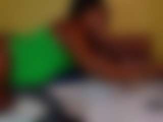 Live cam show with Naomhy - Ebony on boobsie.com