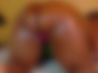 Live cam show with Naomhy - MILF on friskycurves.com