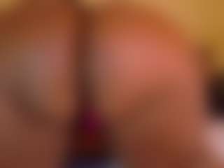 Naomhy's Live Sex Cam Show