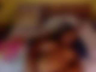 Live cam show with Naomhy - BBW on Mixed Magazine Live