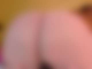 Live cam show with Naomhy - BBW on Mixed Magazine Live