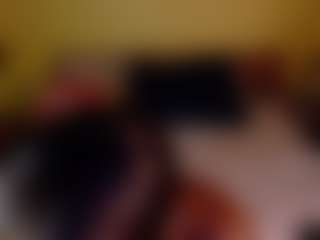 Naomhy's Live Sex Cam Show