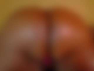 Live cam show with Naomhy - Ebony Big Tits on PervPlay.com