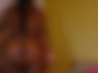 Naomhy's Live Sex Cam Show