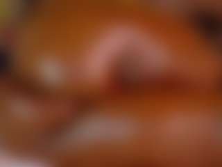Live cam show with Naomhy - Fingering MILF on studioflirtlive.com