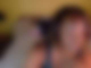 Naomhy's Live Sex Cam Show