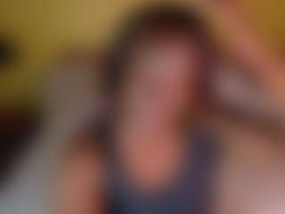 Naomhy's Live Sex Cam Show