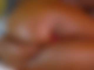 Show de cam en vivo con Naomhy - Ride Torso en Camsoda