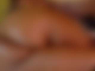 Live cam show with Naomhy - Black MILF on Camsoda