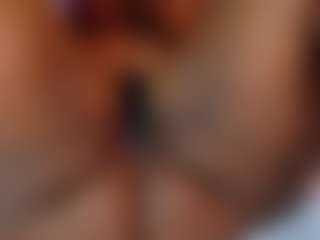 Live cam show with Naomhy - Ride Torso on CamClone