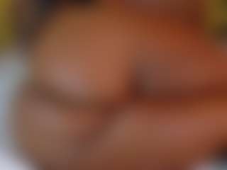 Live cam show with Naomhy - Ebony on SquirtSoMuch | colombia