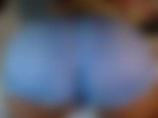 Naomhy's Live Sex Cam Show