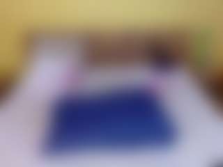 Live cam show with Naomhy - Bedroom Black on liverealitysex.com