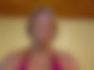 Live cam show with Naomhy - Lovense on fuck-show.com