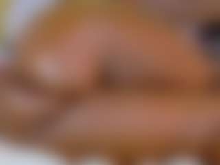 Live cam show with Naomhy - Ebony MILF on nudelive.tv