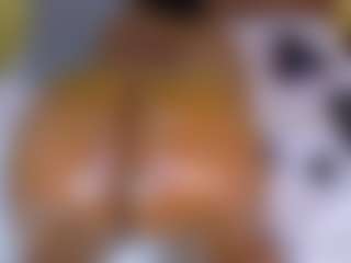 Live cam show with Naomhy - Ebony on x69.live | colombia