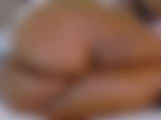 Naomhy's Live Sex Cam Show