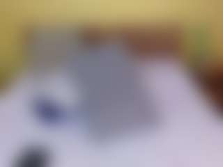 Naomhy MILF webcam performer live streaming