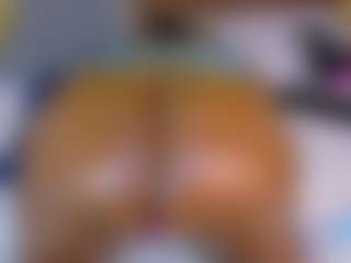 Naomhy's Live Sex Cam Show