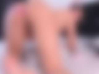 Live cam show with DayanaFrishman - Black Hair on SinfulBabes