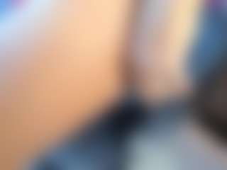 Live cam show with DayanaFrishman - Italian on Camsoda | colombia