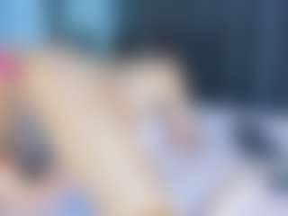 Live cam show with DayanaFrishman - Average on Camsoda
