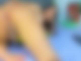 Live cam show with DayanaFrishman - Black Hair on AdultVida.com