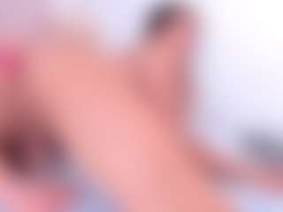 Live cam show with DayanaFrishman - Brown Eyes on CamwithHer